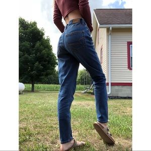 American Eagle Mom Jeans